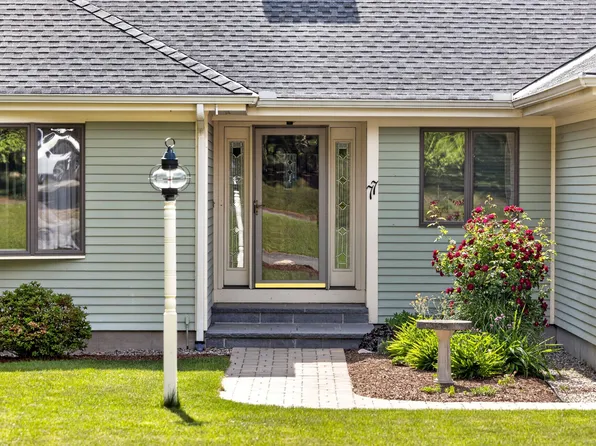 77 Ennsbrook Drive, Teaticket, MA 02536
