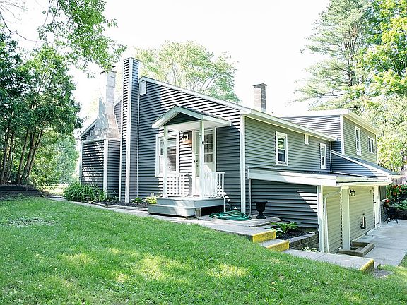 South side kitchen entrance
