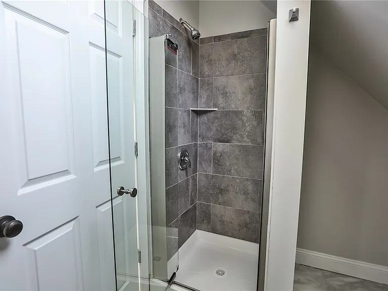 29 Birch Cres #UP — Photo 24