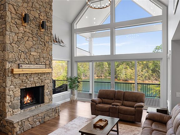 3rd image of 9012 Reservoir Rd