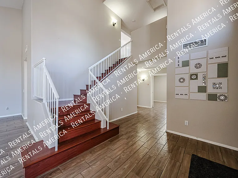 4616 E Summerhaven Dr — Photo 9