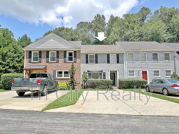 2nd image of 210 Flat Creek Ct