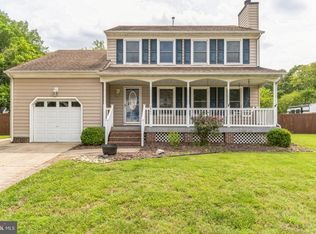 2449 Locks Lndg, Chesapeake, VA 23323