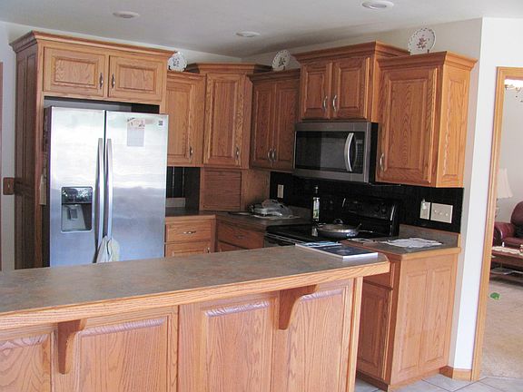 3rd image of 1401 S Georgia Drive