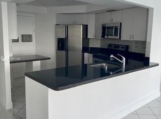 11930 N Bayshore Dr APT 306, North Miami, FL 33181