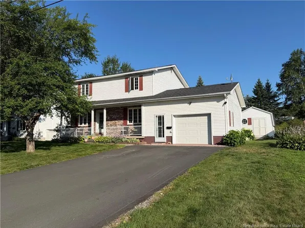 56 Aitken Ave, Miramichi, NB E1V 3X1