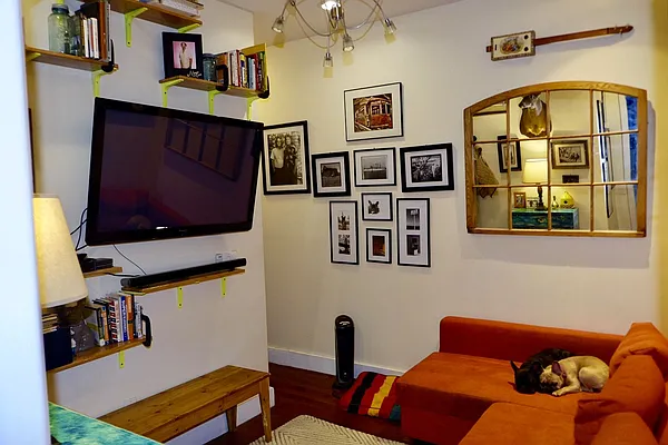 Rented by Nooklyn NYC LLC | media 54