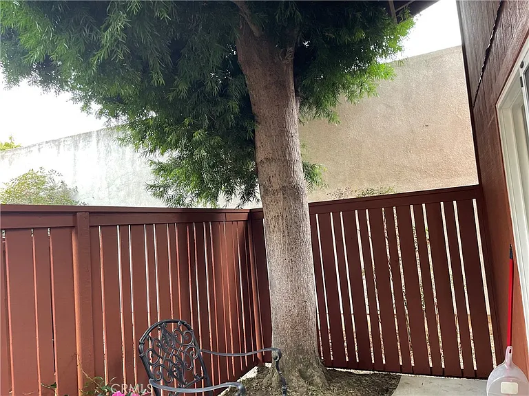 2427 Orange Ave #C — Photo 15