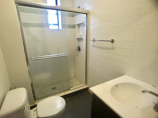 Rented by Bohemia Realty Group | media 36