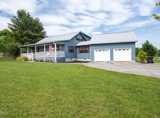 842 Hopewell Rd, Maryville, TN 37801