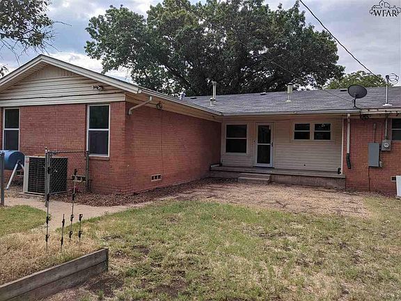 5th image of 1556 Mesquite St
