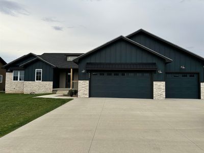 809 Brexley Ct, Dodge City, KS, 67801