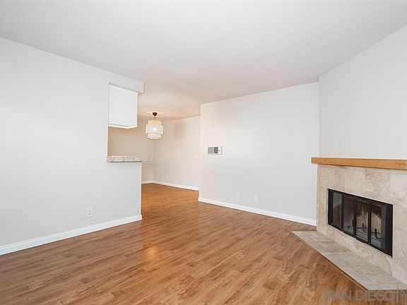 5th image of 1636 Meade Ave Unit 3
