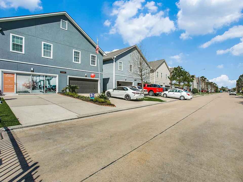 Addicks Stone Village apartments community photo