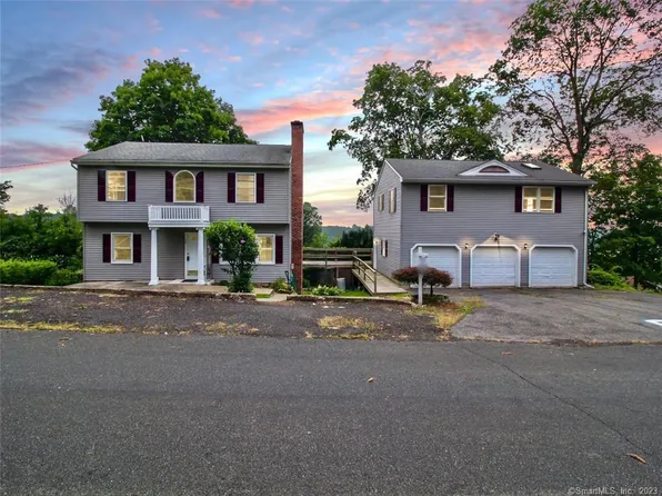 14 Massasoit Road, Middlefield, CT 06455