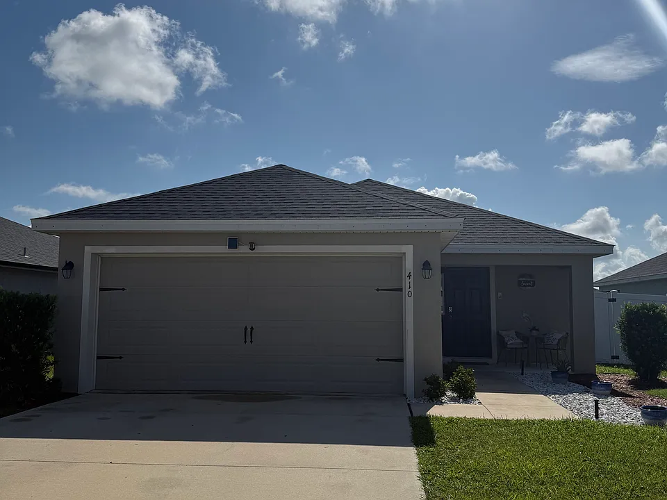 410 Capri Way