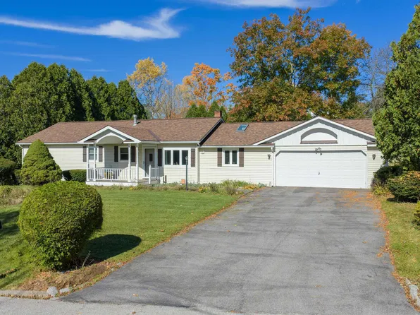 19 Elmwood Drive, Rutland City, VT 05701