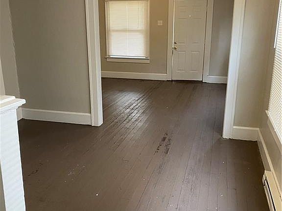 5th image of 1241 Shepard St