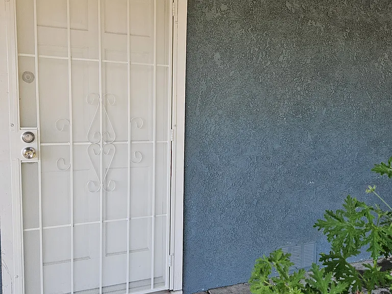 E Whittier Ave — Photo 7