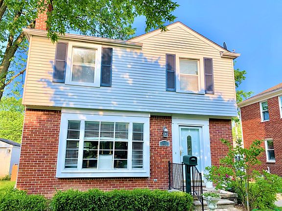 4th image of 1527 S Eton St