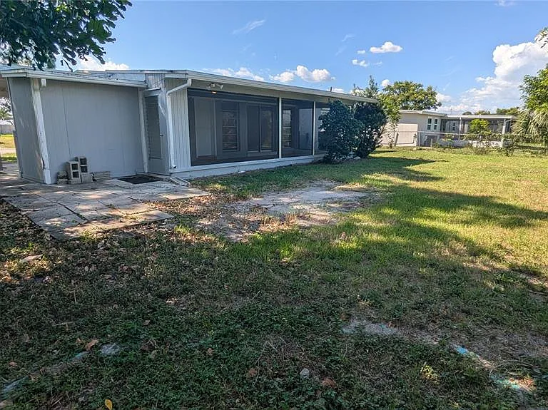 22003 Catherine Ave — Photo 4