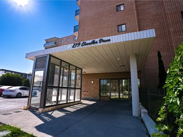 279 Chandler Dr #203, Kitchener, ON N2E 1X6