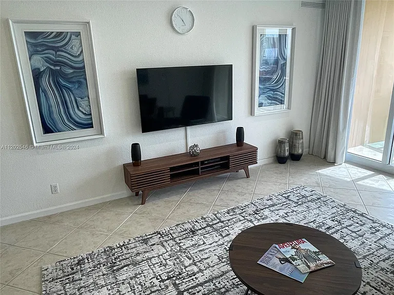 2501 S Ocean Dr #Penthouse 28 — Photo 60
