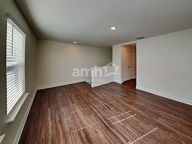 955 Heavenly Dr — Photo 33