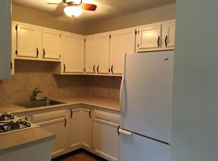 164 Foxon Rd #A, New Haven, CT 06513