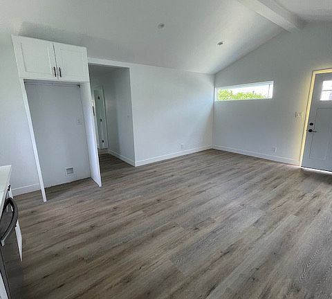5th image of 509 S Pearl Ave #A