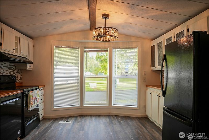 5th image of 4672 Birch Bay Lynden Road #61