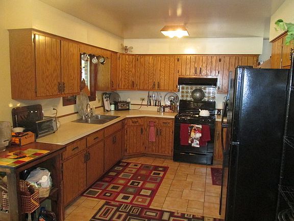 4th image of 8325 W Hill Ave