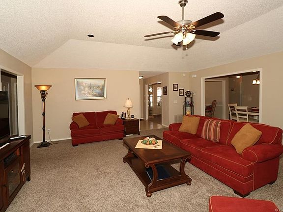 4th image of 2414 Westwood Dr