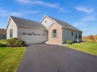 9111 Marks Ct, Huntley, IL 60142