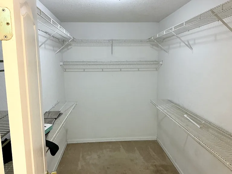 401 Harbour Lights Dr — Photo 36