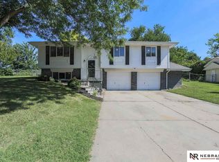 18930 Benton Blvd, Elkhorn, NE 68022