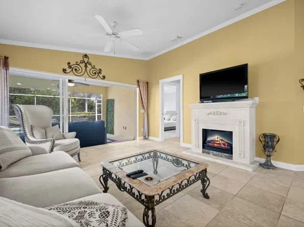 7759 Ionio Ct, Naples, FL 34114