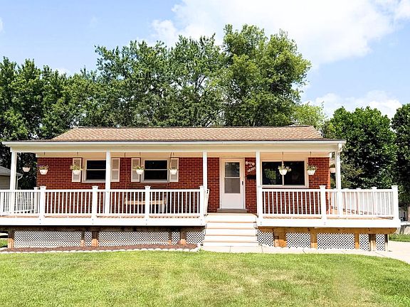 3rd image of 7512 Albemarle Dr
