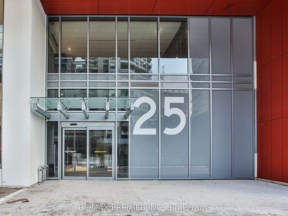 4th image of 25 Holly St #502