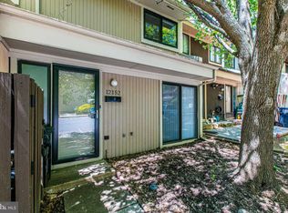 12152 Captiva Ct, Reston, VA 20191