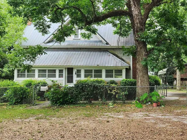 6988 NE Colin Kelly Hwy, Madison, FL 32340