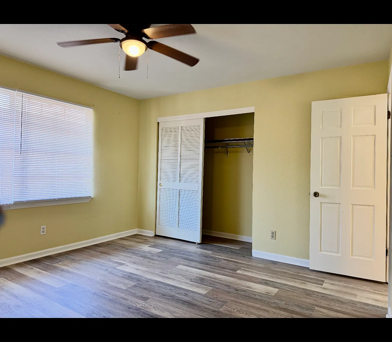 2 bed, 1.5 bath, $1,500 — Photo 3