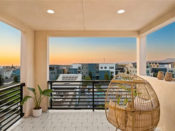 127 Restore, Irvine, CA 92618