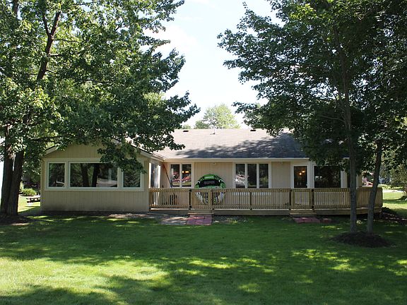 3rd image of 10004 N Surfside Cir