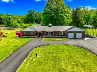 4597 Rock Cut Rd, Barberton, OH 44203