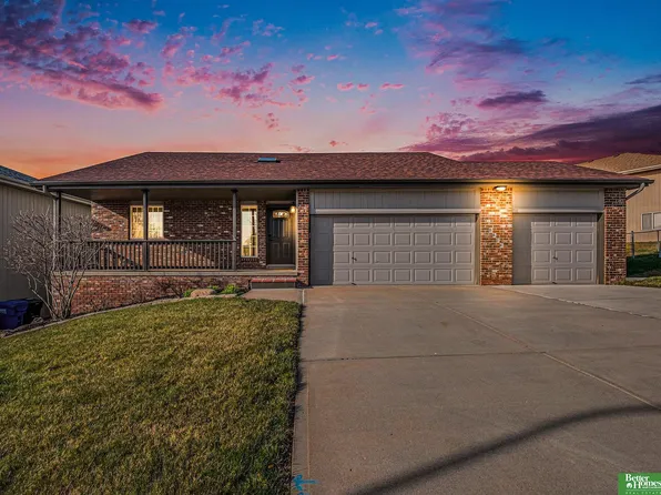 8424 Craig Ave, Omaha, NE 68122