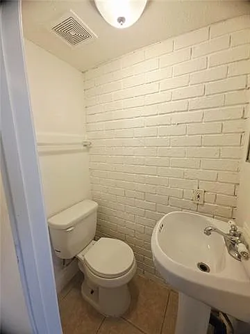 3315 Kabel Dr — Photo 5