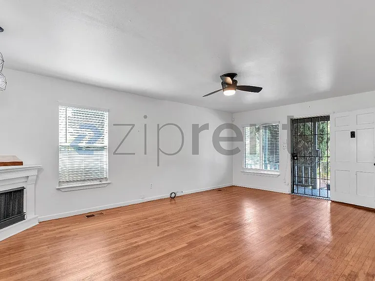 3404 Delaware St #3400 — Photo 12