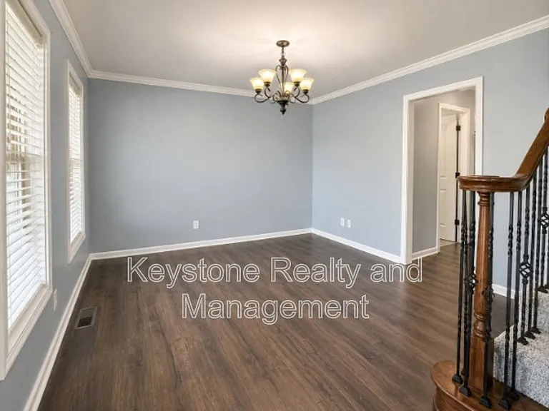 3329 Melissa Ln — Photo 6