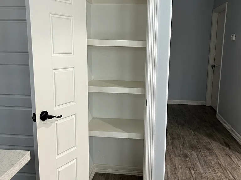 5801 Nightingale Ave #3 — Photo 3
